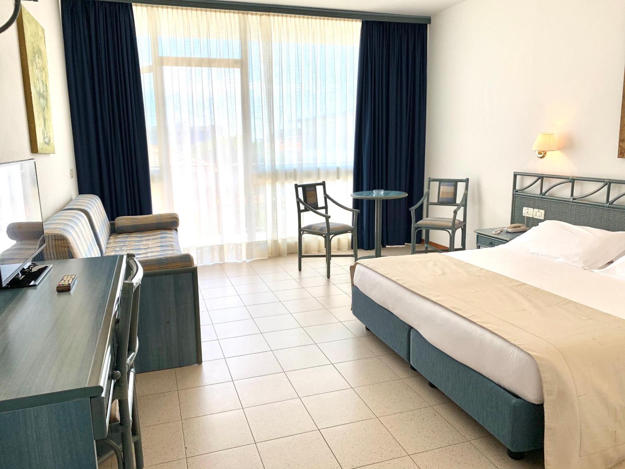 Palace Hotel Regina Bibione Habitación foto